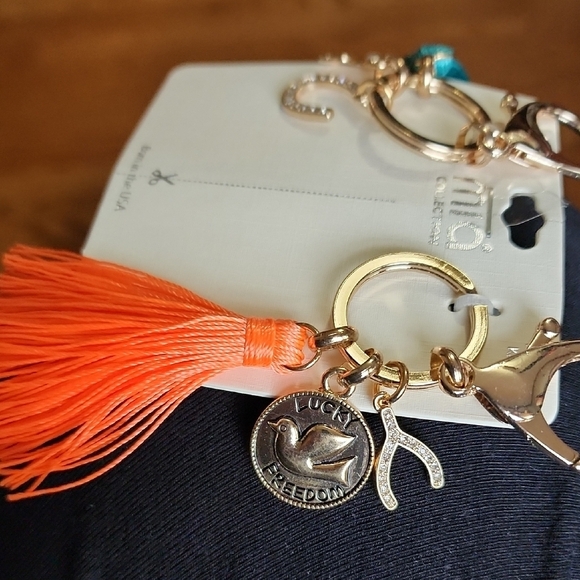 Gold and Teal Keychain with Tassel by Mia - Picture 3 of 6